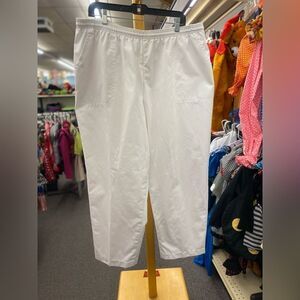 Koret  Ladies 24w white pants